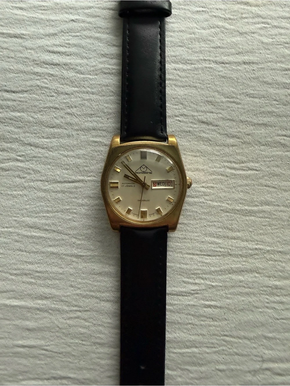Vintage 1960s Mondaine Automatic Incabloc 17J 36mm Swiss Watch